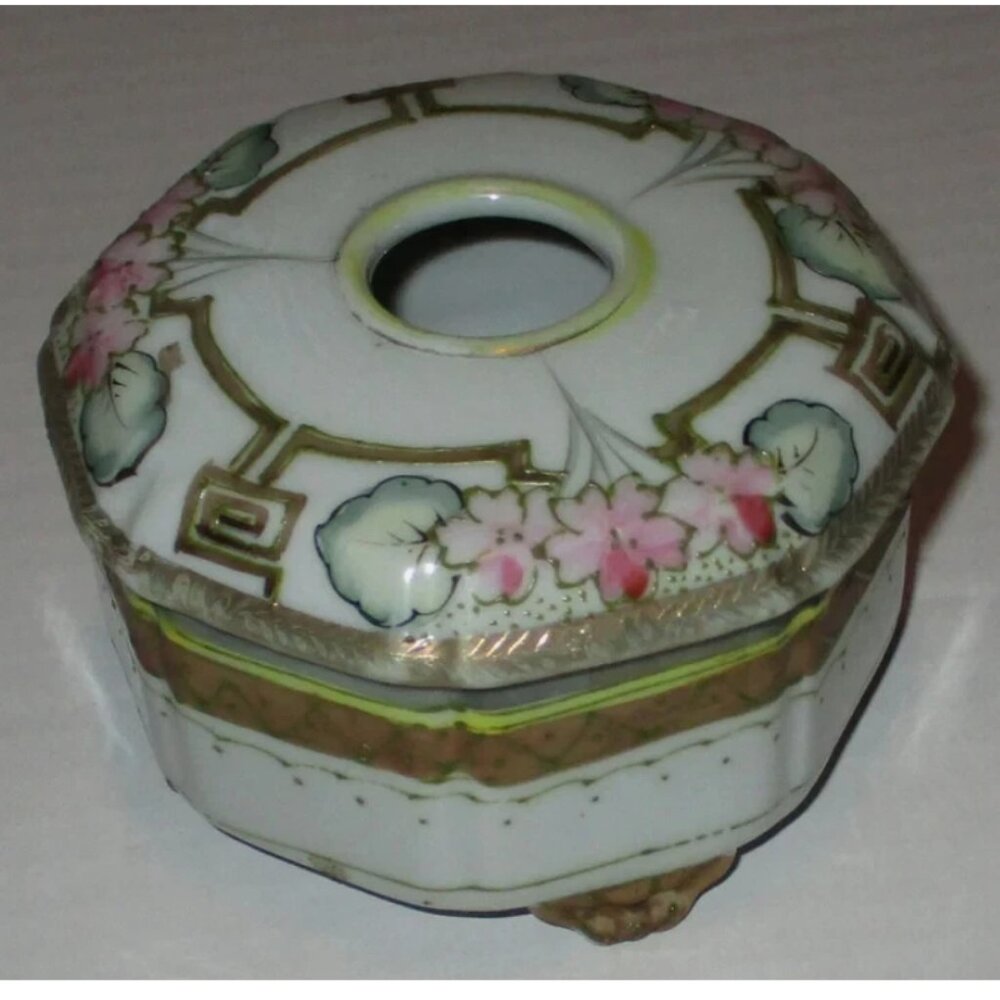Vintage Porcelain Covered Trinket Box Powder Dish Covered Dresser Bowl Gold Trim
